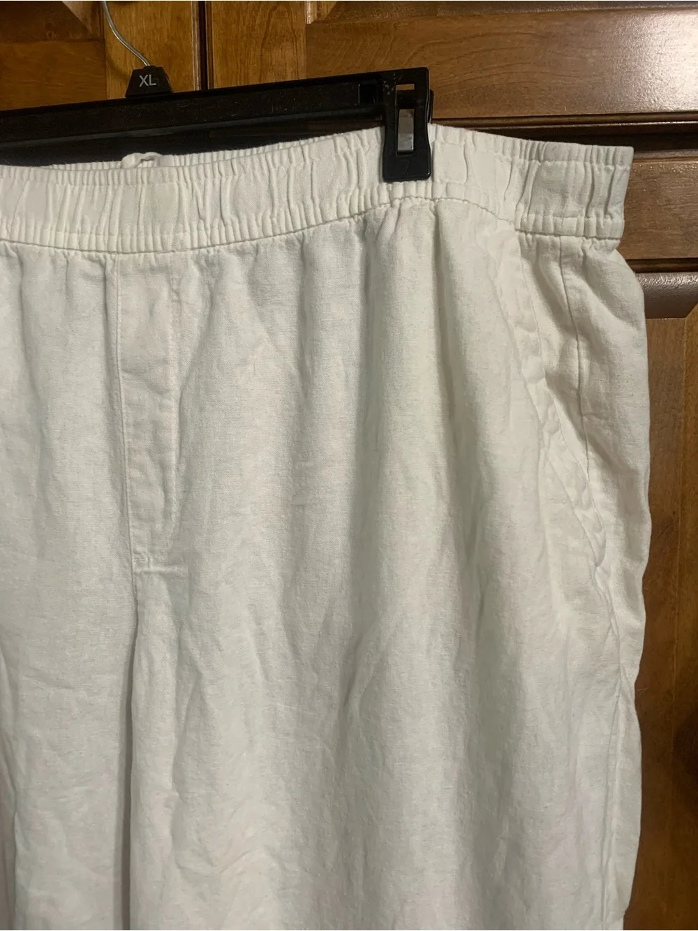 Men’s white linen 2XL beach summer casual pants with drawstring. Worn for beach